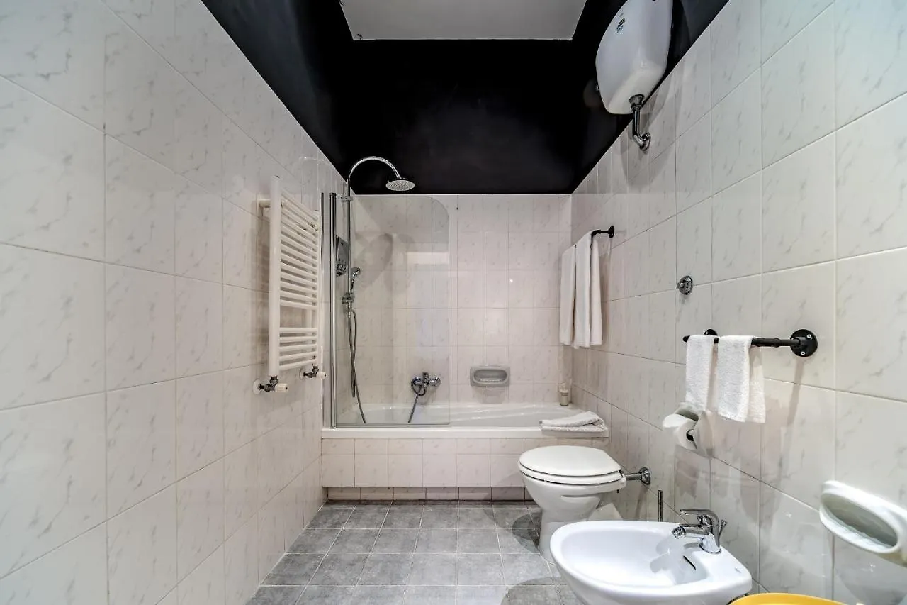Smoorooms Roma Ostiense 3*,  Italia